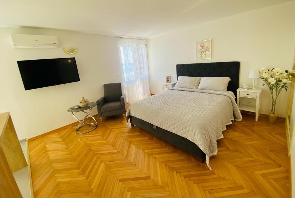Apartmani Pami Podstrana Exterior photo